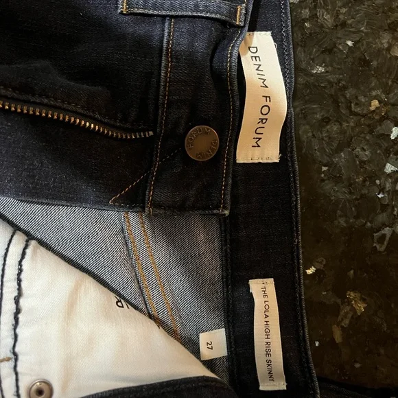 Aritzia Denim Forum Lola High-Rise Jeans - Picture 7 of 7